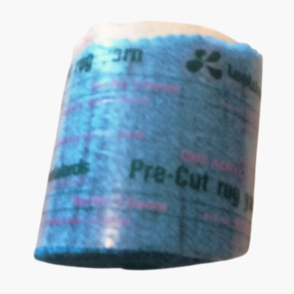 Leewards Pre Cut Rug Yarn Red Blue Tan Acrylic Hook Latch France Lot 4 - Picture 3 of 13